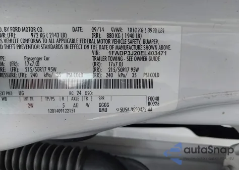 2014 Ford Focus Titanium z USA, uszkodzony, nr VIN 1FADP3J20EL403471